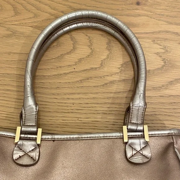 Y2K Liz Claiborne Rose Gold Shoulder Bag - Picture 9 of 13